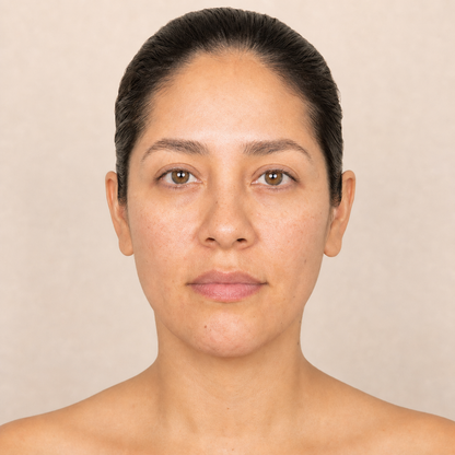 Latina woman after ALISANDA brow makeup